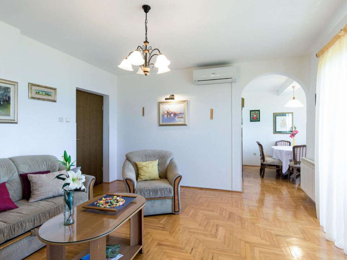 Apartment Luka - Lov218 By Interhome ลอฟราน ภายนอก รูปภาพ
